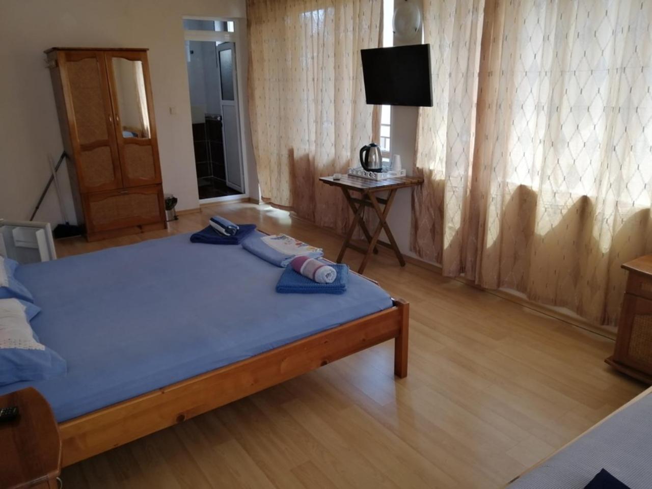 Guest House "Zora - Sarafovo" Burgas Stad Buitenkant foto