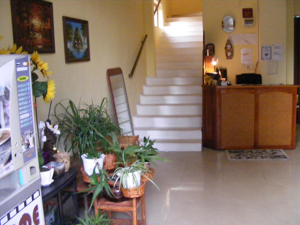 Guest House "Zora - Sarafovo" Burgas Stad Buitenkant foto