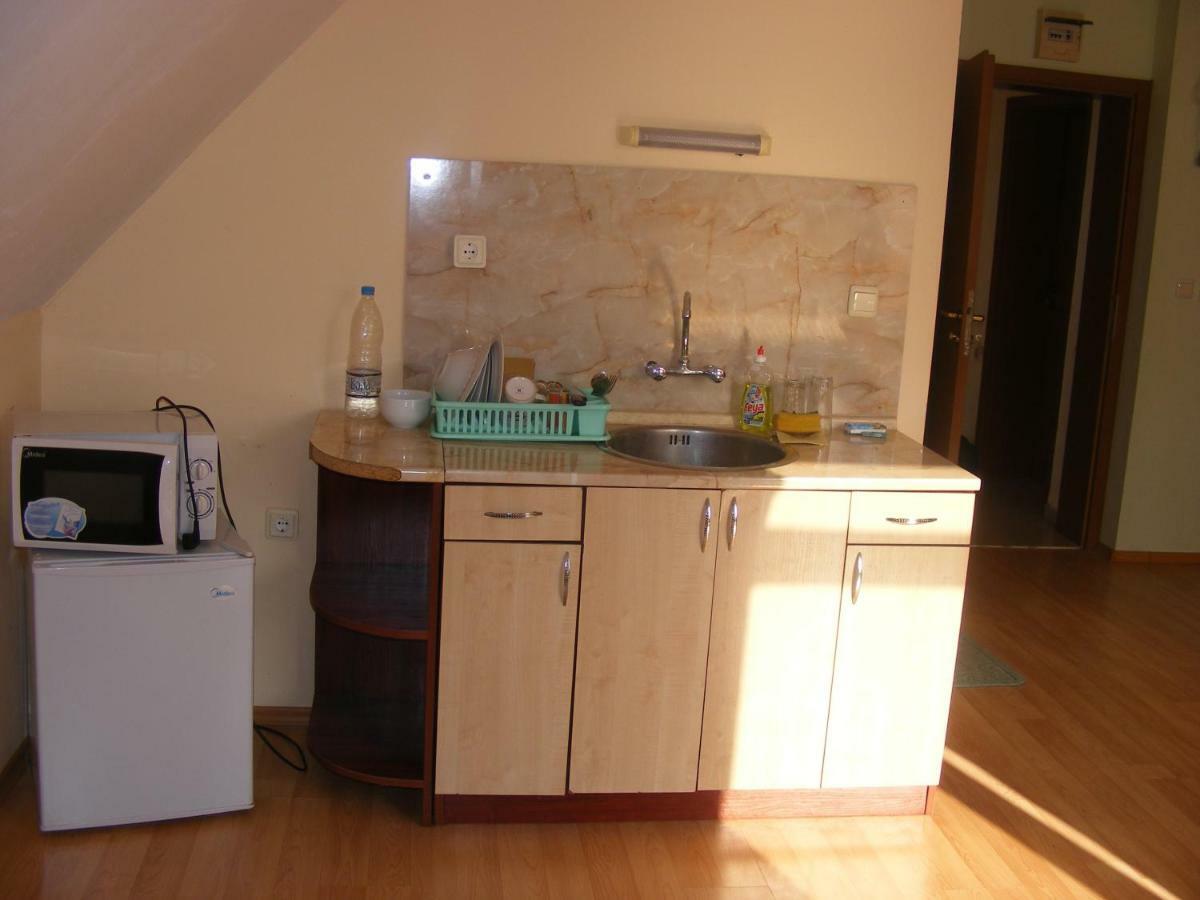 Guest House "Zora - Sarafovo" Burgas Stad Buitenkant foto